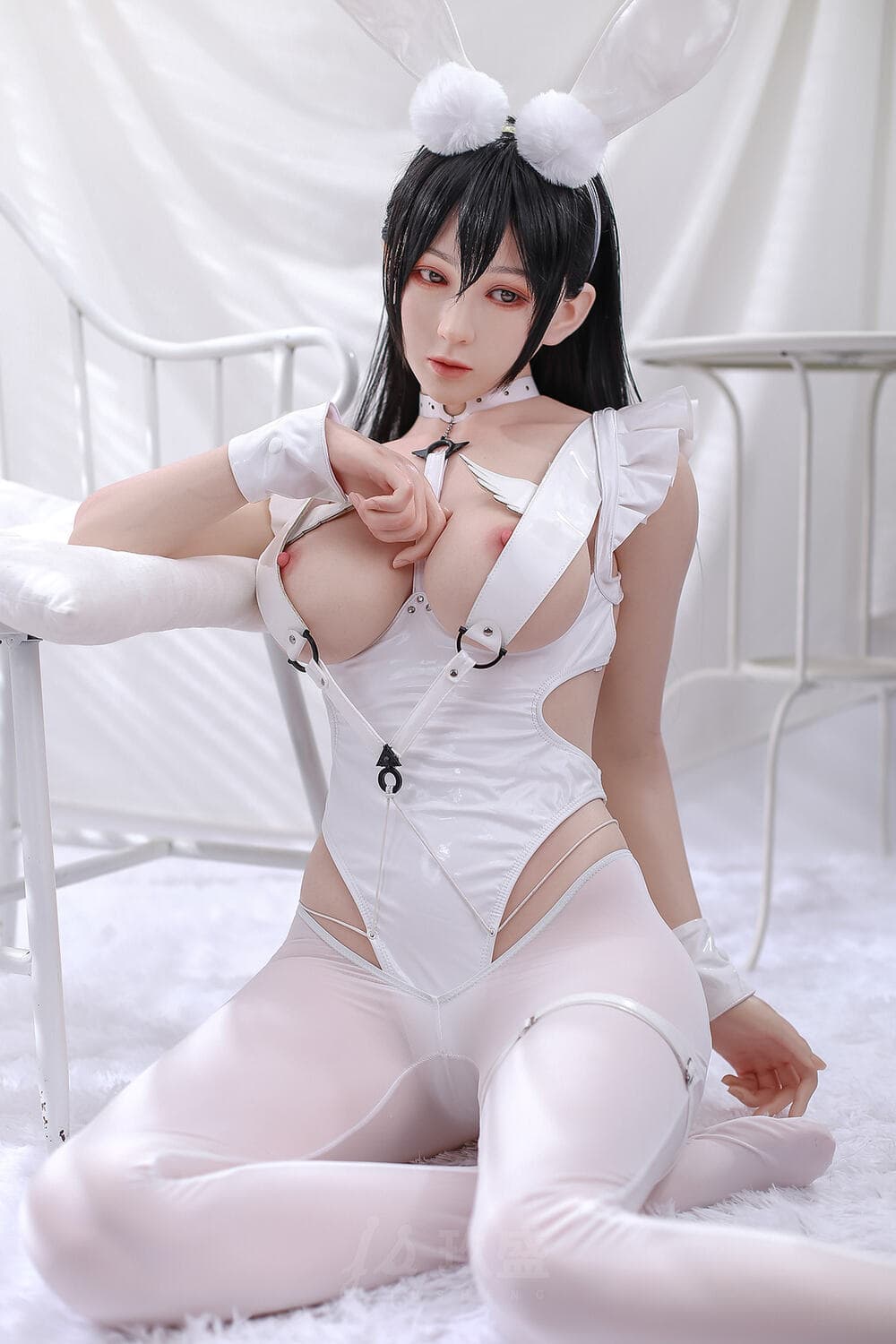 Adult silicone/TPE doll product image used for local research preview